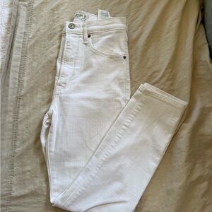 NEW Women’s White Jeans